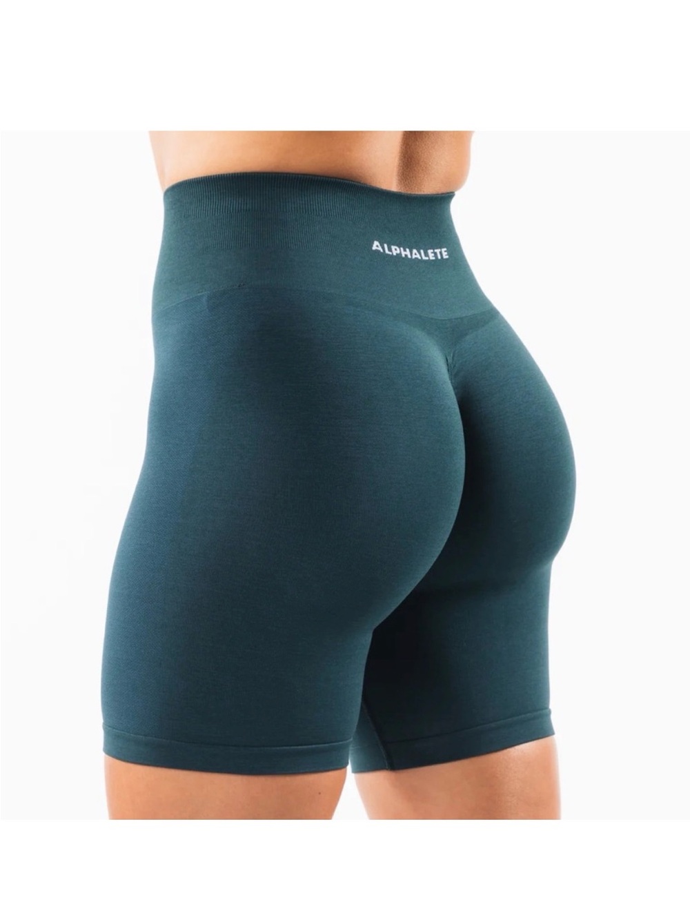 Alphalete Amplify Short 6.5” - Midnight